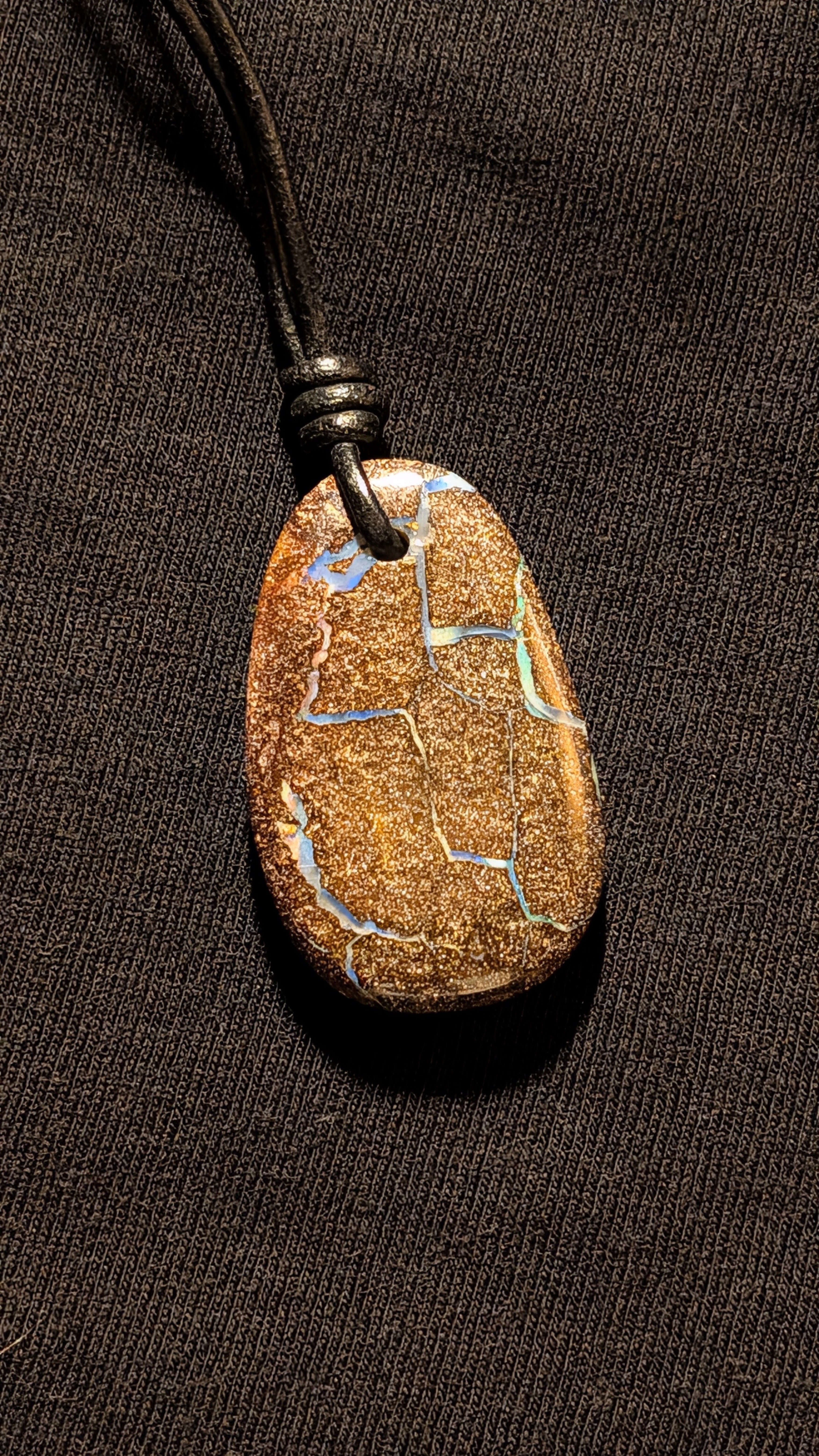Boulder Opal - Kette - 56 Carat