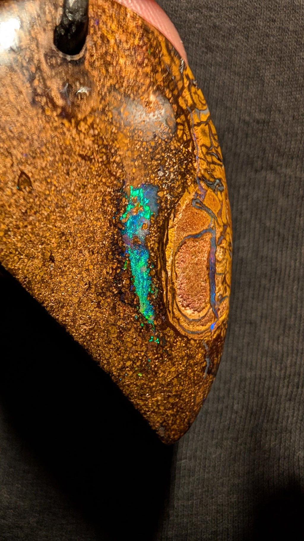 Boulder Opal - Kette - 46 Carat