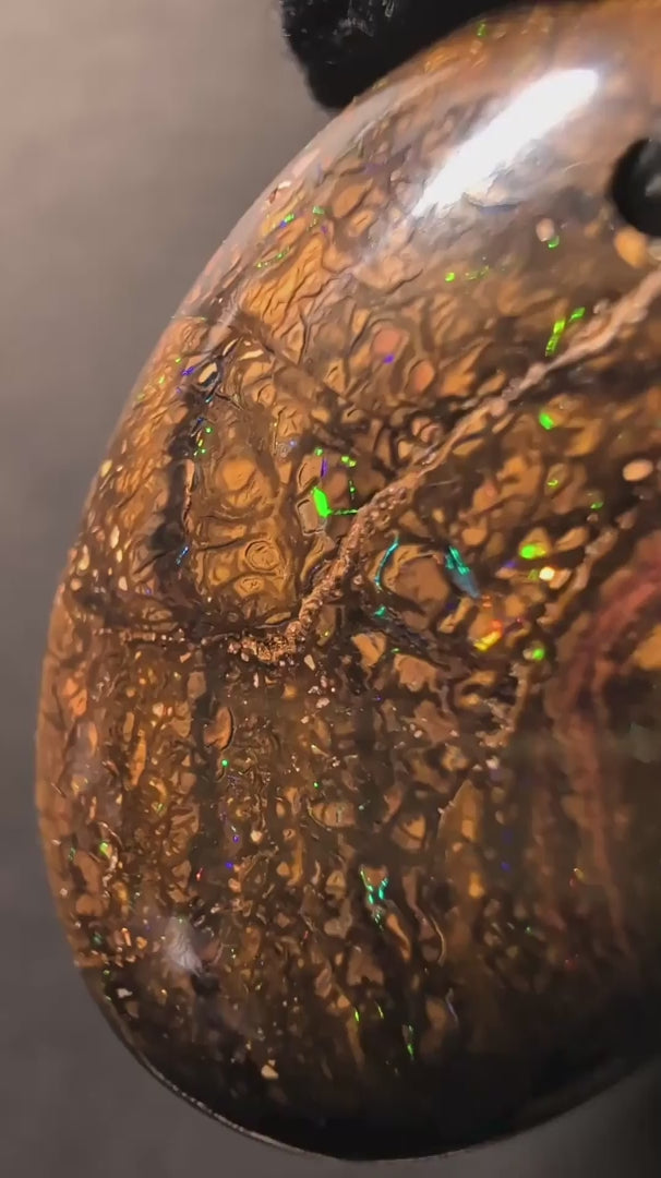 Yowah Boulder Opal - Kette - 61,9 Carat