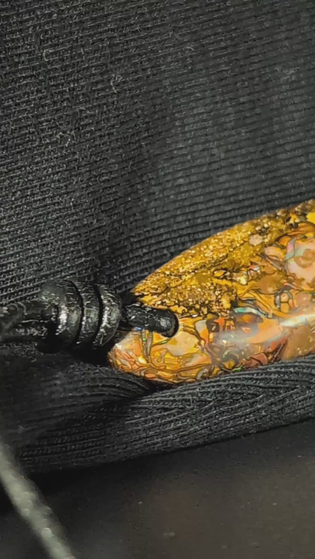 Boulder Opal - Kette - 36 Carat